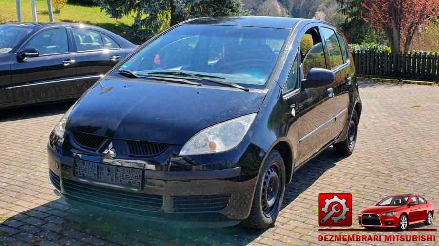 Semnalizari spate mitsubishi colt 2009